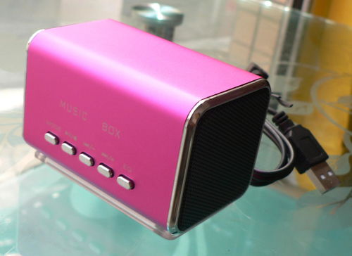 佛山哪里有電子產(chǎn)品批發(fā)市場,本人批發(fā)插卡小音箱