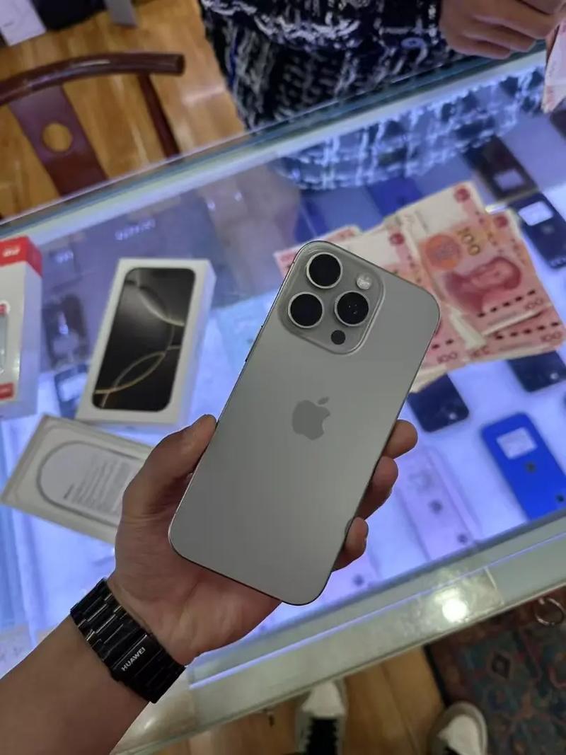 優(yōu)品科技二手電子產品批發(fā)中心.蘋果16pro 256g 國行